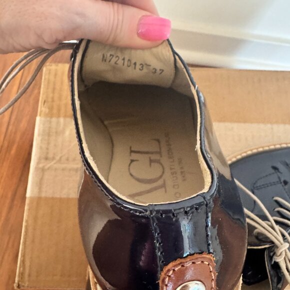 AGL Navy Patent Leather Lace-Up Shoes - Picture 3 of 12